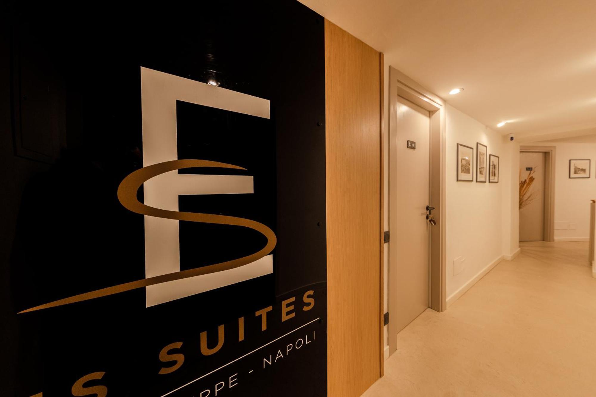 Es Suites Naples Exterior photo